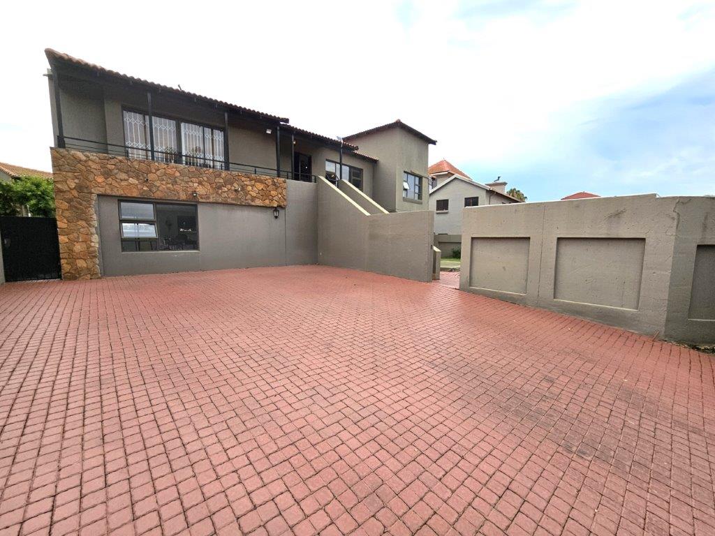 4 Bedroom Property for Sale in Melodie North West